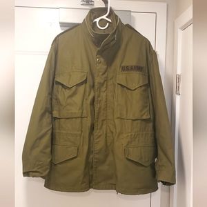 Vintage United States Army Jacket Medium Short Field Jacket 1967 Vietnam Era
